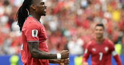 Roberto Martínez criticized for benching Rafael Leão in World Cup