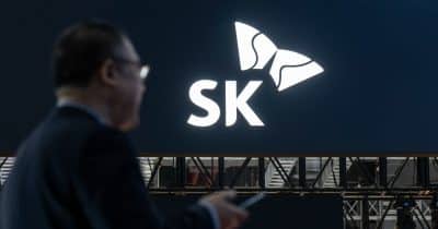 SK Hynix shares gain 7% as AI chip demand sends stock to record high