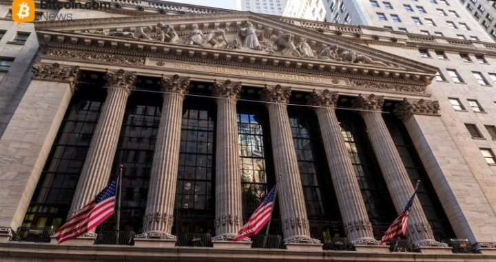 S&P 500 Closes at Record 7,599 as Stocks Outrun a Lagging Bitcoin