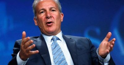 Peter Schiff challenges Jamie Dimon’s call for bank-level oversight of crypto firms