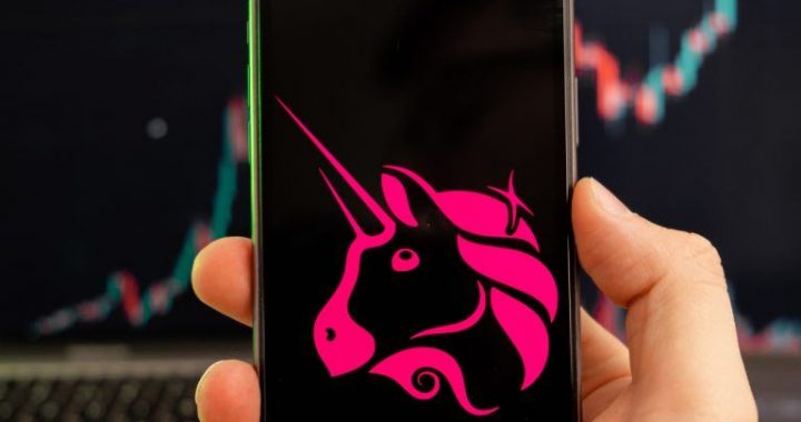 Uniswap Could Hit $100: Standard Chartered Forecasts UNI Outperforming BTC and ETH