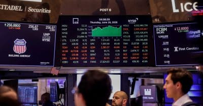 Dow, S&P 500 and Nasdaq decline in final hour of trading as tech weakness drags markets lower
