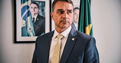Flávio Bolsonaro to run for Brazil presidency in 2026, excluding Michelle