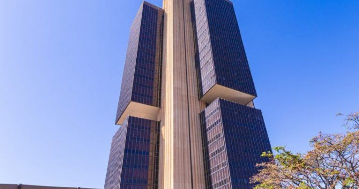 Stablecoins Surge 2% in Brazil as the Central Bank Triggers a New ‘Samba Premium’