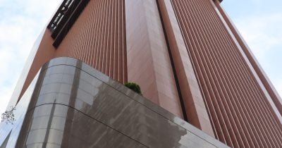 Singapore’s central bank holds currency policy steady as inflation projections climb