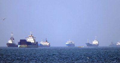 Ship traffic surges in Strait of Hormuz amid US-Iran ceasefire optimism