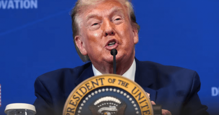 Trump Teleprompter Operator Faces Trading Ban After Alleged $100K Kalshi Windfall: Report