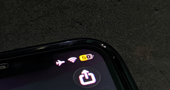 Airplane Mode Speeds up Phone Charging by 4 to 11 Minutes, CNET Finds