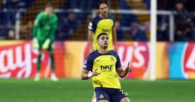 Crystal Palace signs Anan Khalaili for record £21M transfer