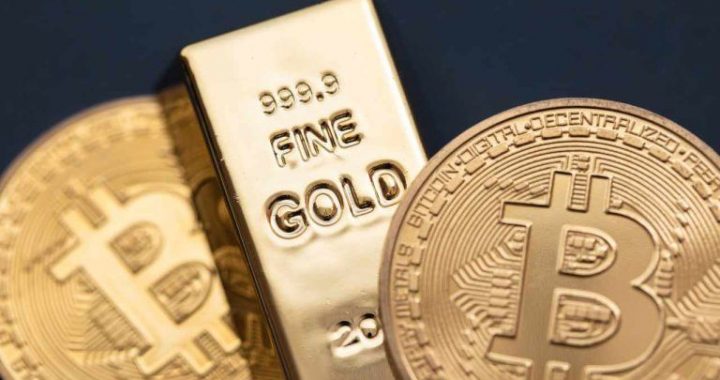 Bitcoin Moves Closer to Gold as US Debt Revives Debasement Trade