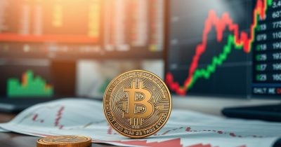 Bitcoin decouples from software stocks, signaling investor shifts