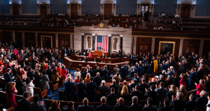 CLARITY Act Odds Stay Buried as Senate Showdown Closes In