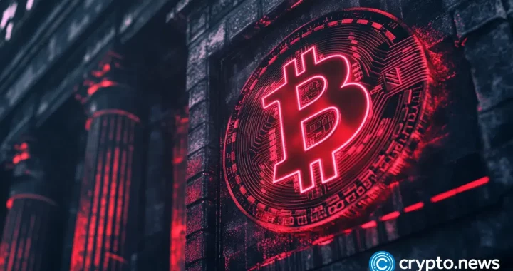Bitcoin falls 50%, but BlackRock keeps long term view