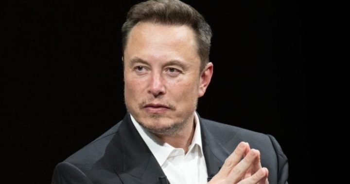 Elon Musk Denies Tesla China Sale Report Tied to SpaceX Merger