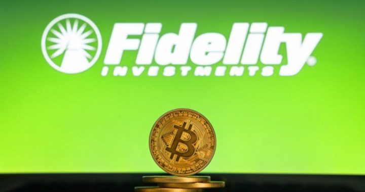 Fidelity Leads $389.7M Bitcoin ETF Weekly Outflow With $153M Exit