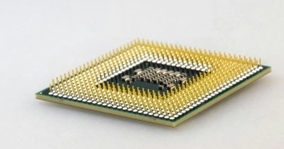 Chip stocks approach bull market as analysts express concerns