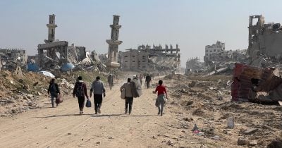 Israel escalates Gaza strikes as Hamas signals willingness to disarm under US peace plan