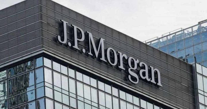 JPMorgan Grows Bitcoin ETF Stake to $356M, Adds XRP Exposure