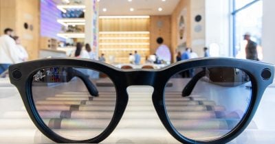 ICE bars workers from using Meta smart glasses on the job