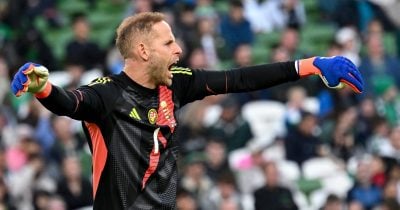 Villarreal signs goalkeeper Peter Gulacsi from RB Leipzig for €2M