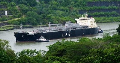 US fired on Panama-flagged ship early Tuesday: WSJ