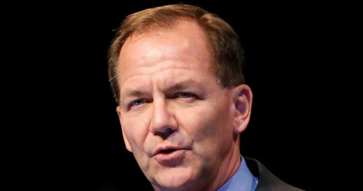 Paul Tudor Jones’ Blackrock Bitcoin ETF Bet Hits $22.9M