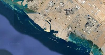 Houthi blockade cuts Saudi Yanbu port tanker traffic by over a third