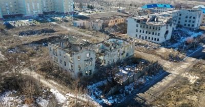 Russia, Ukraine escalate strikes, raising stakes for Sloviansk advance