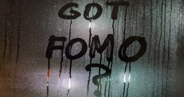 Fomo Takes Crypto by Storm, Grayscale Predicts Rotation From Stocks, and More – Weekly Recap