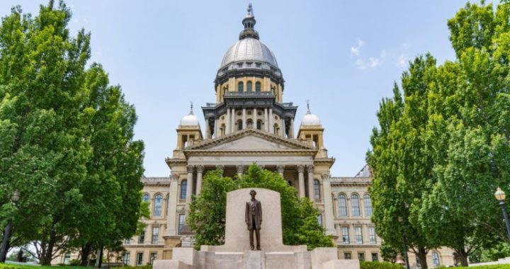 Illinois Crypto Tax Faces New Court Bid Before It Hits Residents