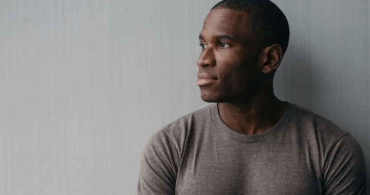 Arthur Hayes Dumps $22.28M in ETH, ENA, UNI as Scammers Move In Fast