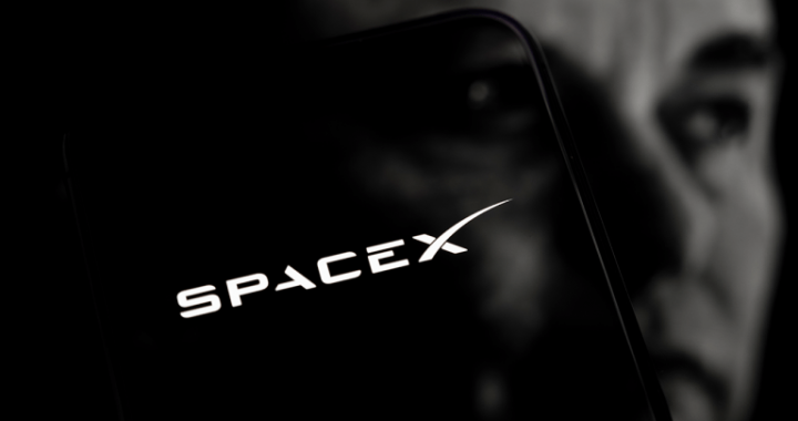 Musk’s SpaceX Earnings Rocket Higher as Bitcoin Stash Holds Firm