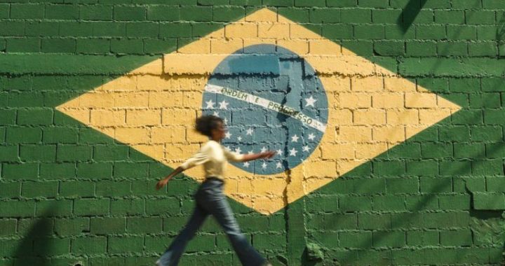 The Betting Probe Behind Flávio Bolsonaro’s Escape From Brazil